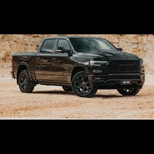 Meet your Posher, Jonny